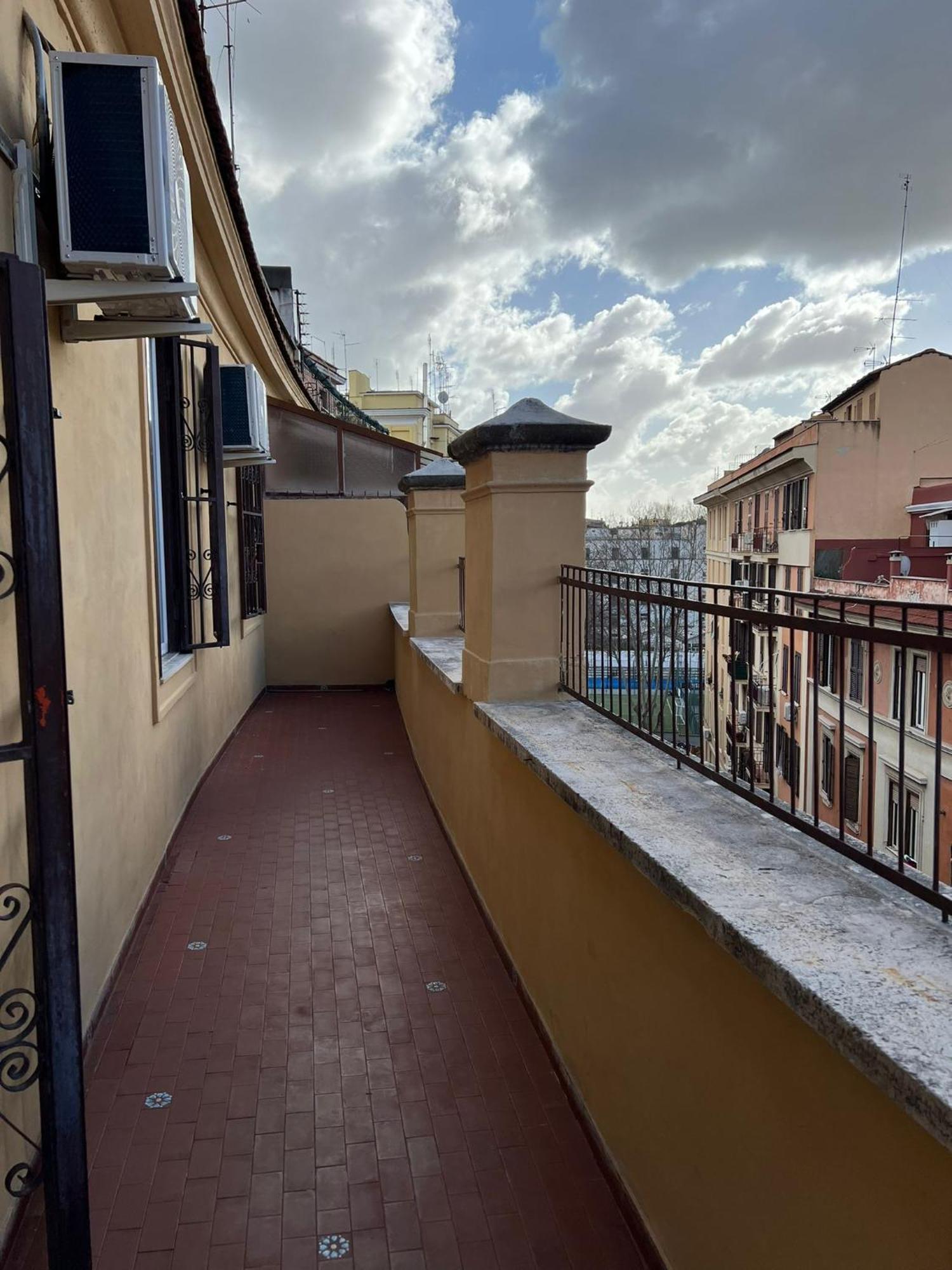 Luciano San Giovanni Guest House Rome Luaran gambar